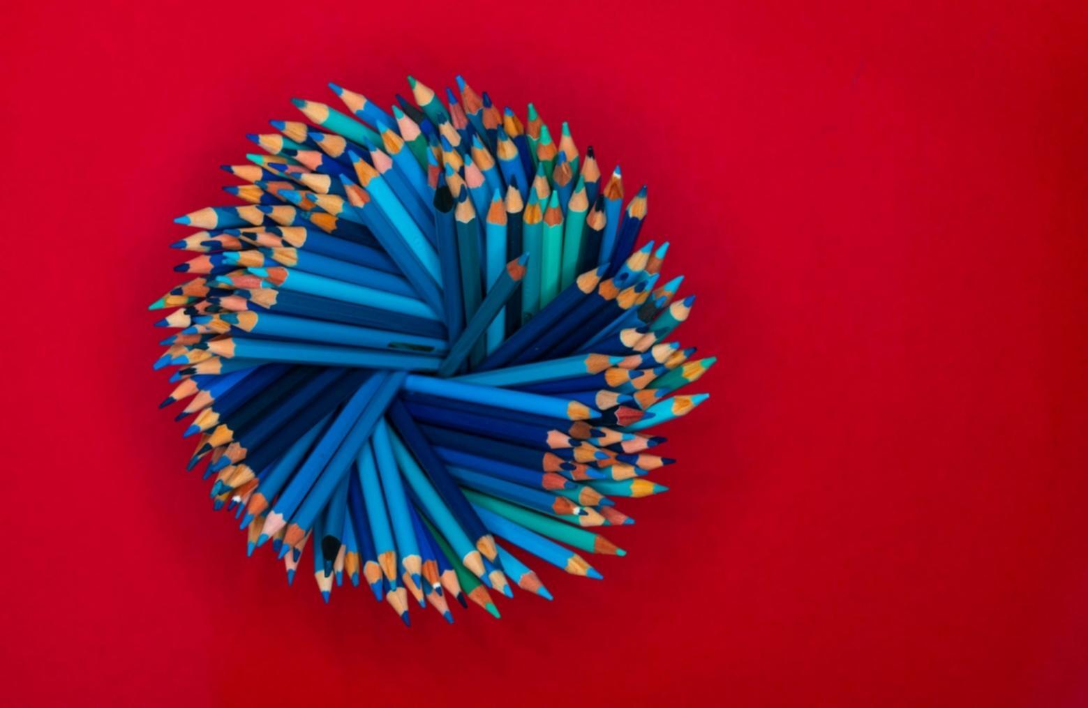 Exemple de travail d'étudiant montrant l'évolution d'une palette de couleurs